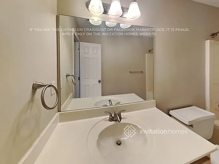 1902 Pond Ridge Ct — Photo 17