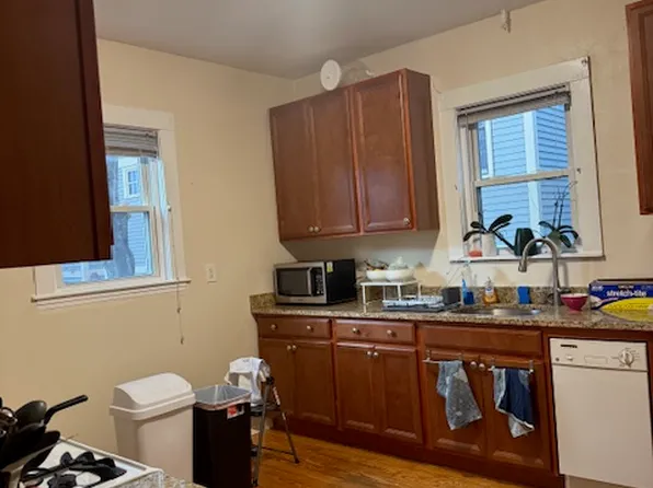 14 Caldwell Ave #1L, Somerville, MA 02143