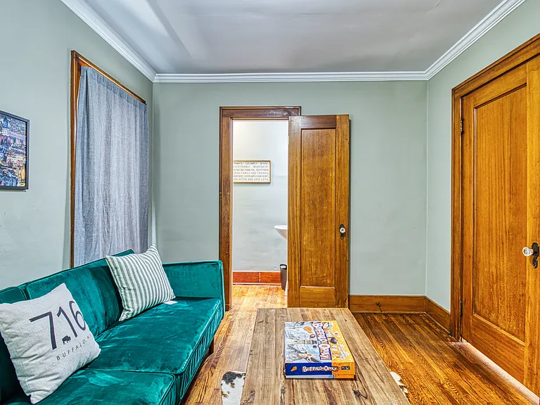 237 W Girard Blvd — Photo 9