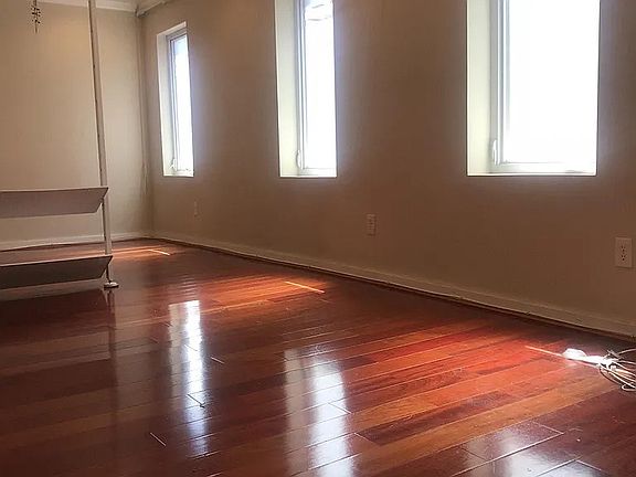 3rd image of 1310 South St APT 2R