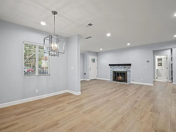 4th image of 5955 Colfax Ave