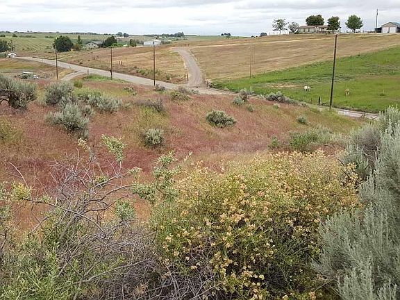 3rd image of Tbd East Ln