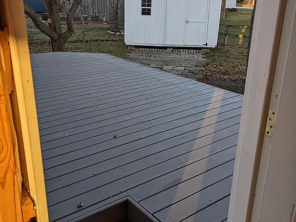 Deck / Shed