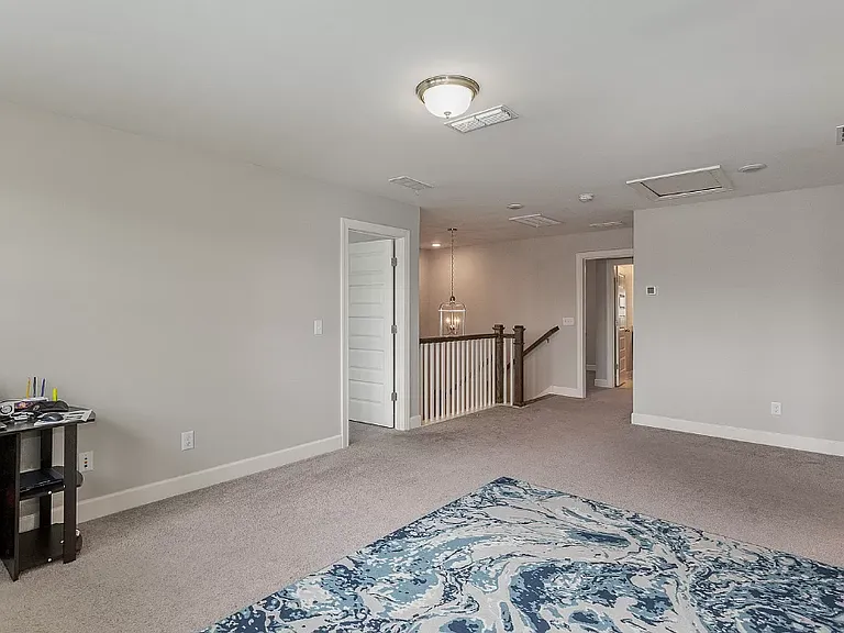 106 Durham Ln — Photo 22