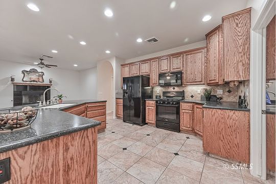 4th image of 1106 N Cynthia Ct