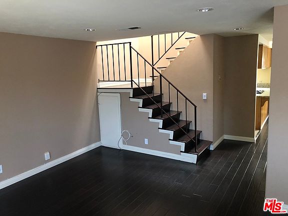 4th image of 824 S Stoneman Ave APT 11