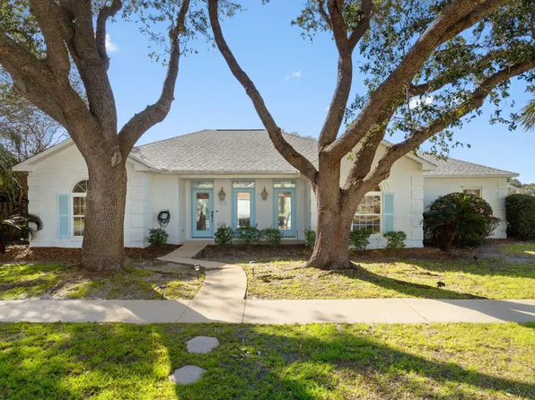 182 Kel Wen Cir, Destin, FL 32541