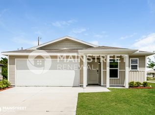 501 NW 20th Ter, Cape Coral, FL 33993