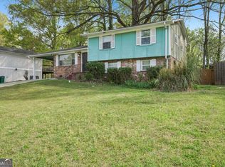 9157 Homewood Dr, Riverdale, GA 30274