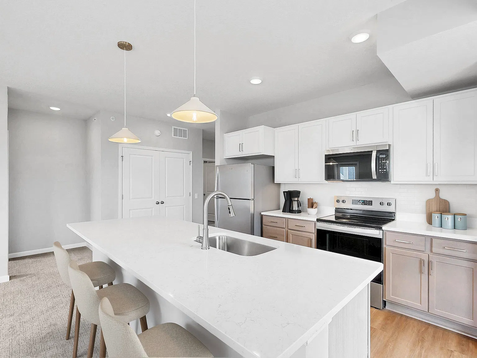 Wildwood Lakeville — Photo 2
