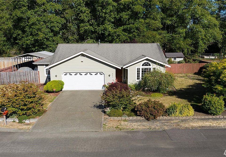 1st image of 324 Evergreen Ln