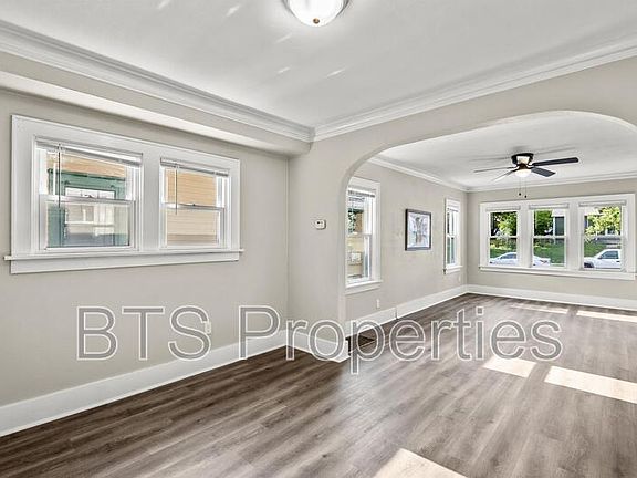 5th image of 310 E Melbourne Ave