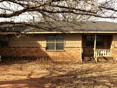 807 S Houston St, Shamrock, TX, 79079