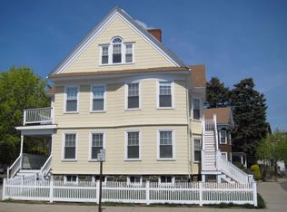 102 Salem St #1F, Malden, MA 02148
