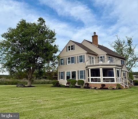 3rd image of 4928 Gregory Rd
