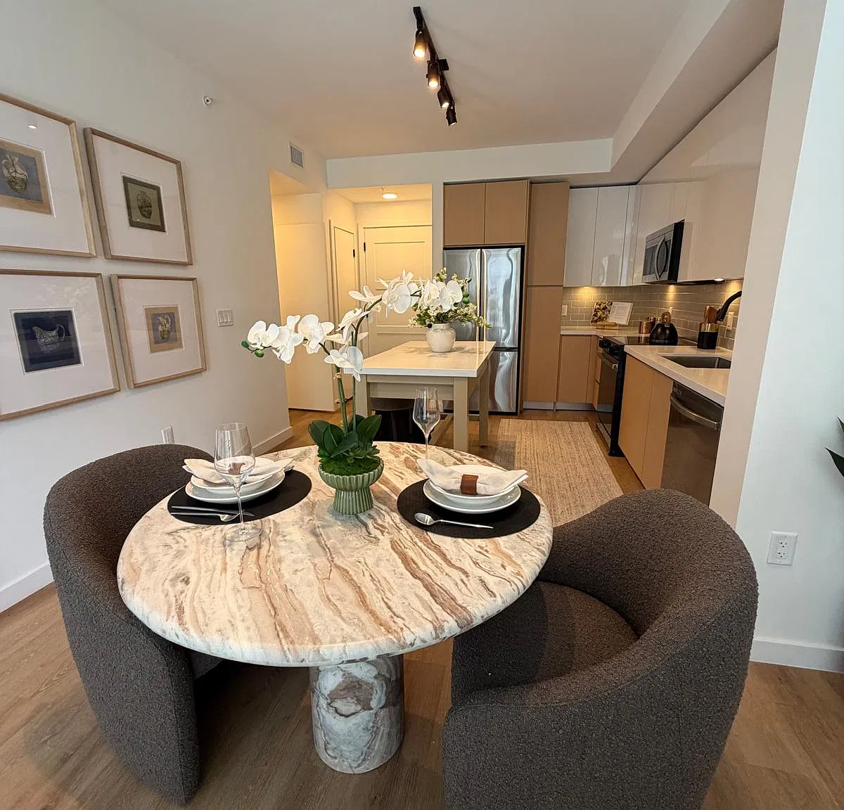 1 bed, 615 sqft, $2,499 — Photo 2