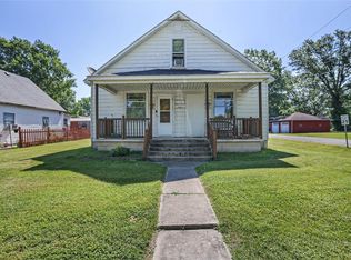 561 Cora Ave, Livingston, IL 62058