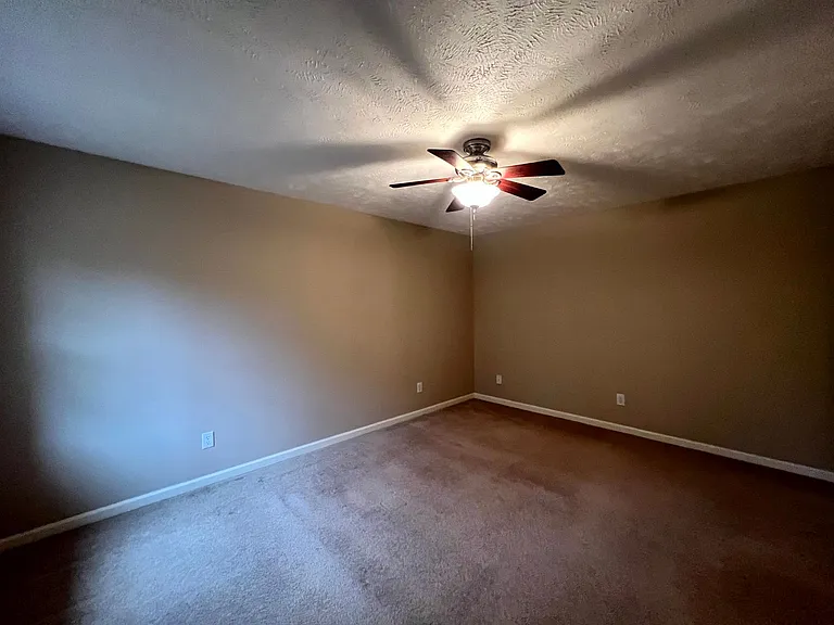 1233 Wilderness Dr — Photo 17