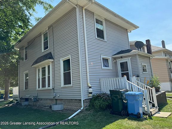 3rd image of 300 Allen St