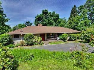 6753 W Mercer Way, Mercer Island, WA 98040