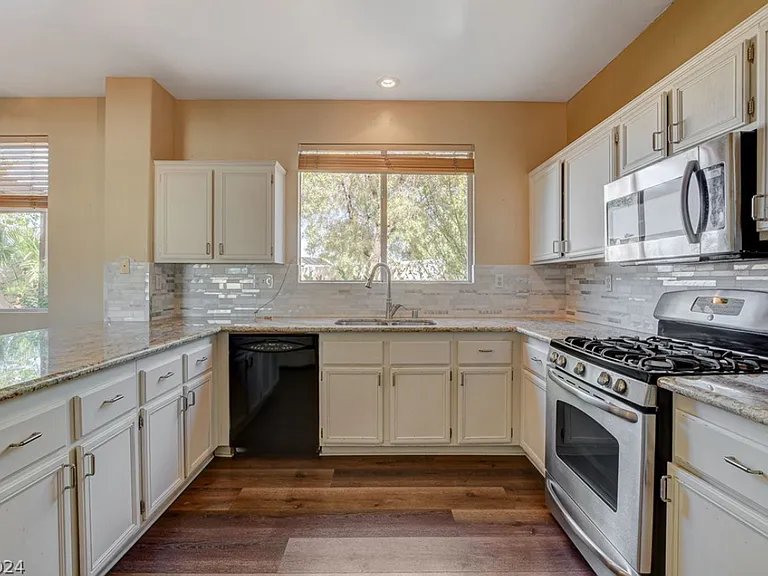 10300 Forum Hills Pl — Photo 4