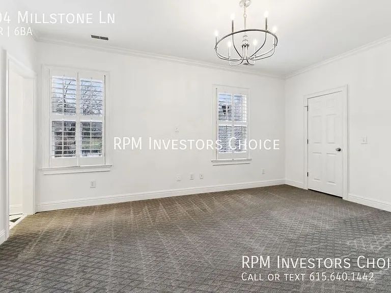 704 Millstone Ln — Photo 30