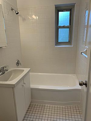 4th image of 135-25 Hoover Ave APT 4J