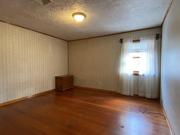 Bedroom #1