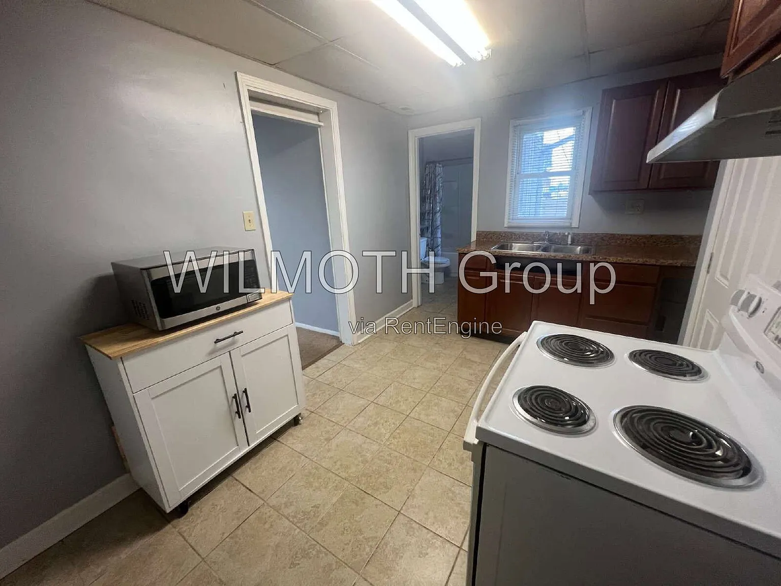 3763 Broadway St — Photo 2