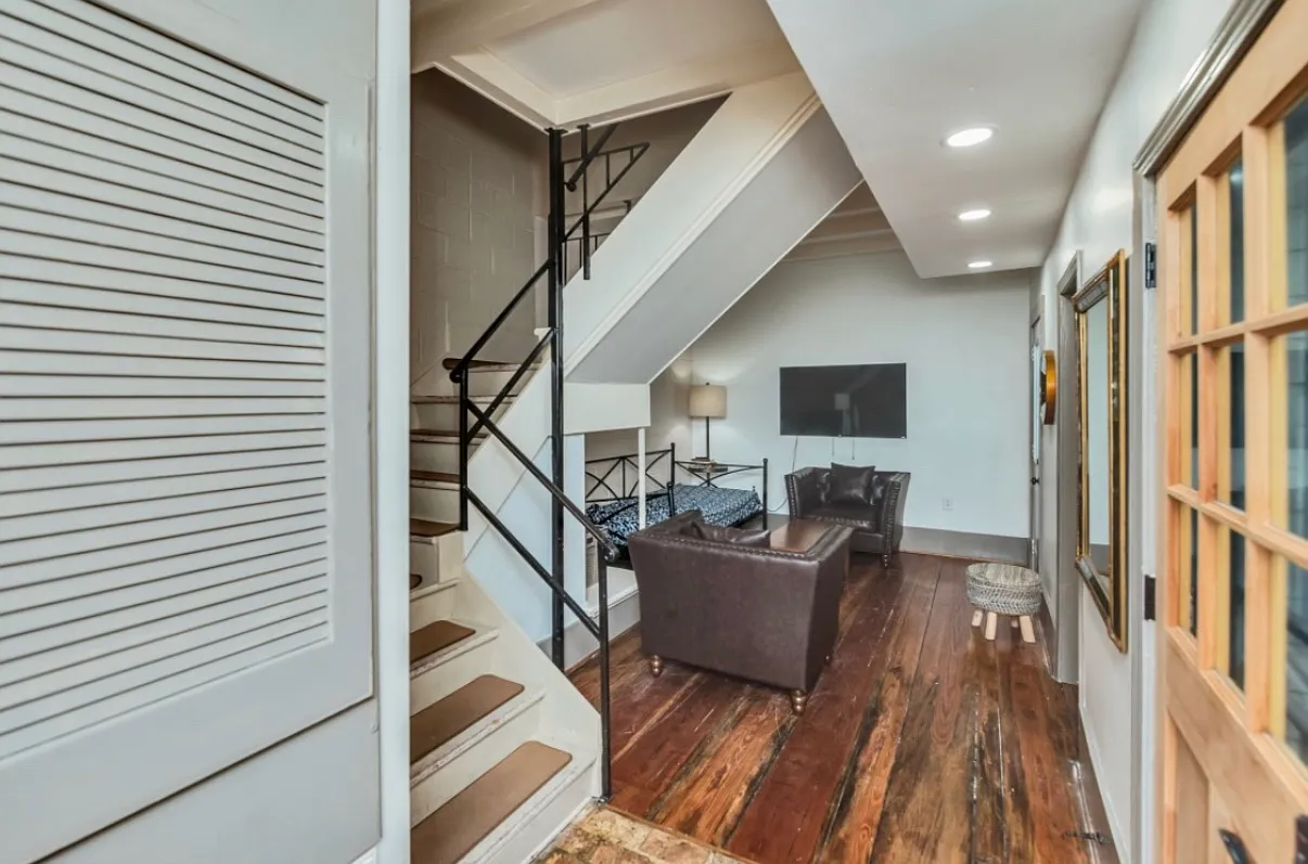2 bed, 1.5 bath, 800 sqft, $1,475 — Photo 1
