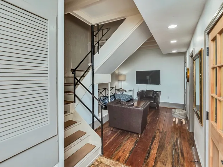 1514 Saint Ann St — Photo 1