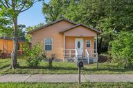 Yulee St-1505-001.jpg