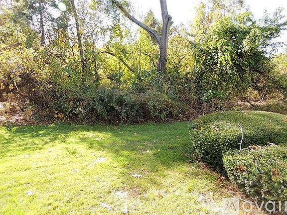 3rd image of 157 Candlewood Dr Unit 157