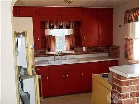 5th image of 1032 E Cloverland Dr #5