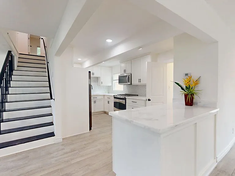 3830 Cosby St — Photo 11