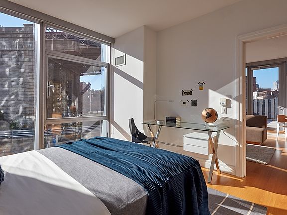 5th image of 60 Water St APT 407