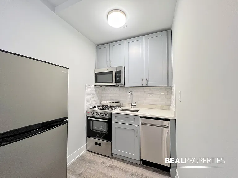 505 West Belmont Ave — Photo 33