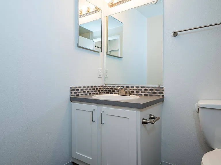 Riverwood Heights | Bathroom