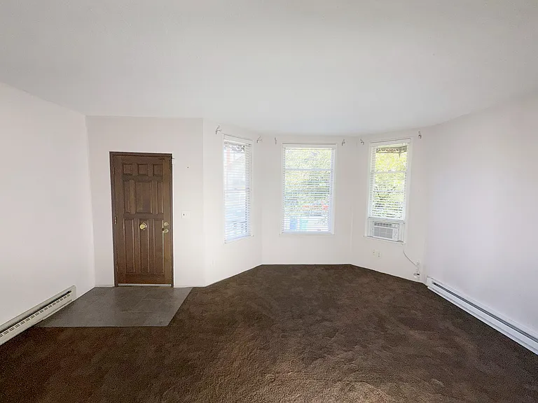 2820 NE Oregon St #1 — Photo 7