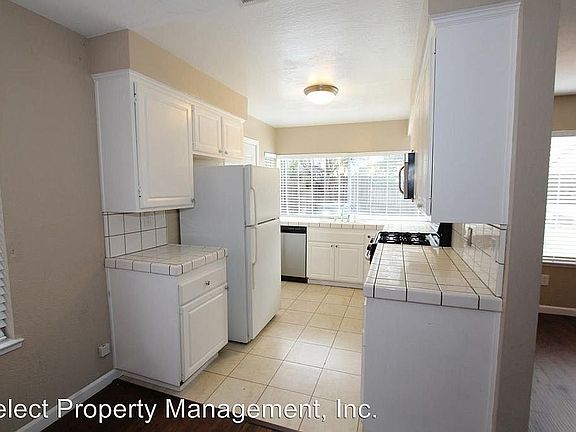 5th image of 7908 Rockhurst Way