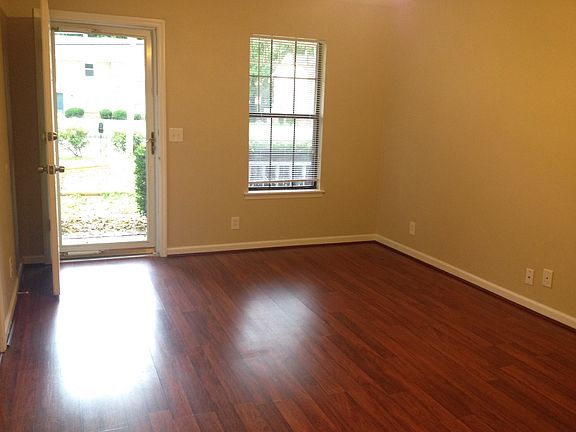 5th image of 1210 Wenlon Dr