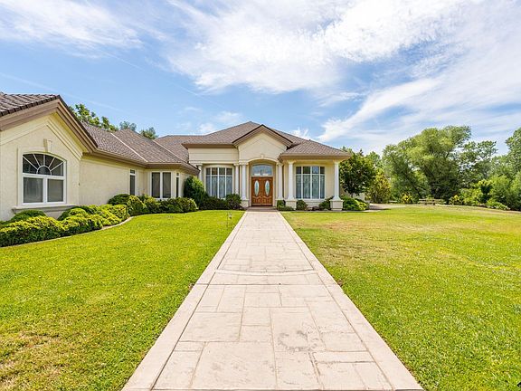 2nd image of 3031 Denice Way