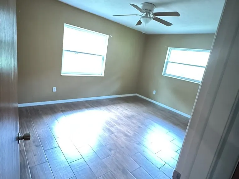 722 Sherwood Ave — Photo 19