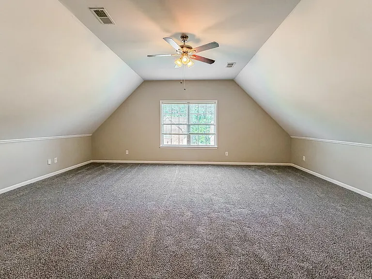 100 Homestead Ln — Photo 13