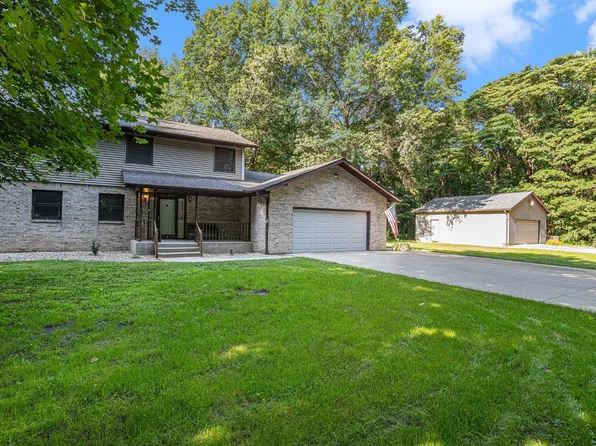 218 Woodsview St, Michigan City, IN 46360