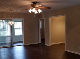 8787 Country Club Rd, Rogers, AR 72756