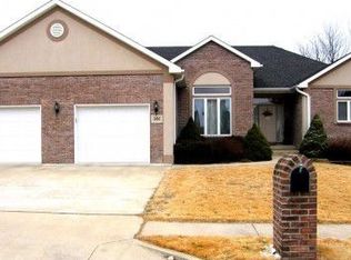 406 Pyrenees Dr, Columbia, MO 65203