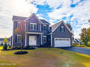 51 Donna Dr, Albany, NY 12205
