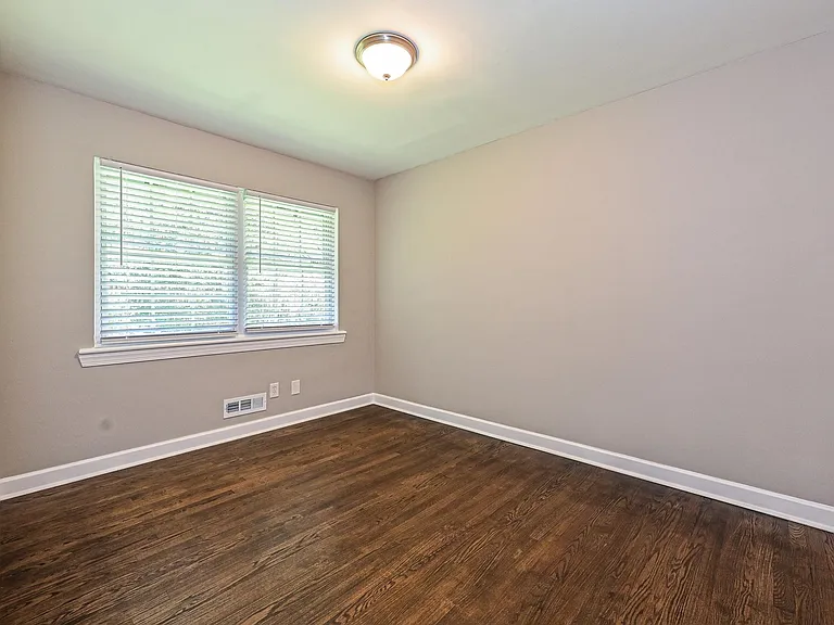 3307 Bonaire Dr — Photo 16