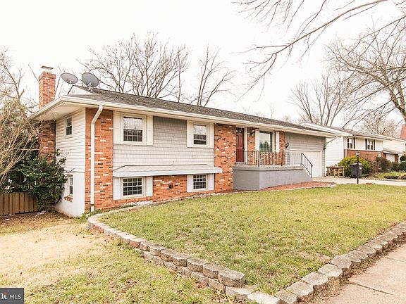 3rd image of 46741 Winchester Dr